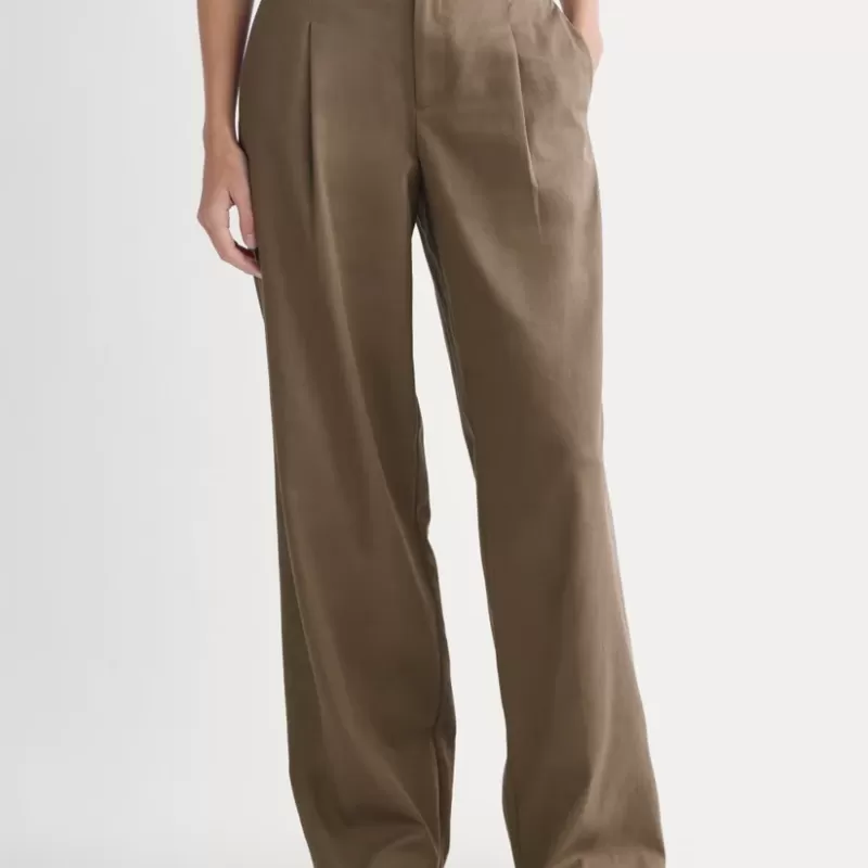 Wide-Leg Trouser in Buttersmooth